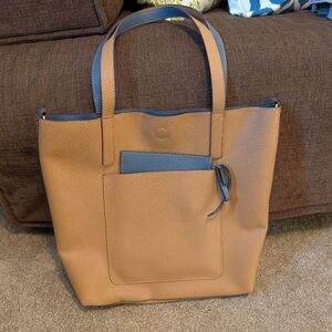 Elegant Tan Tote Bag
